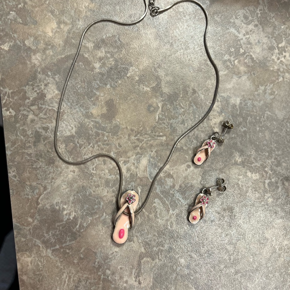 Flip flop necklace and earrings bundle